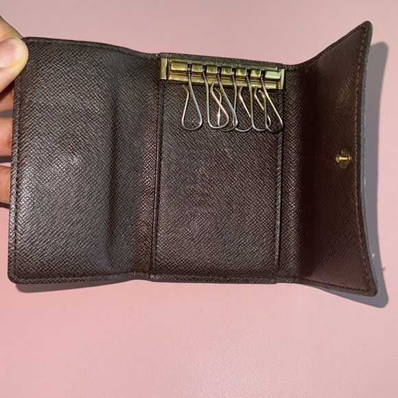 AUTHENTIC Louis Vuitton Damier Ebene Canvas 6 key holder - Picture 4 of 13